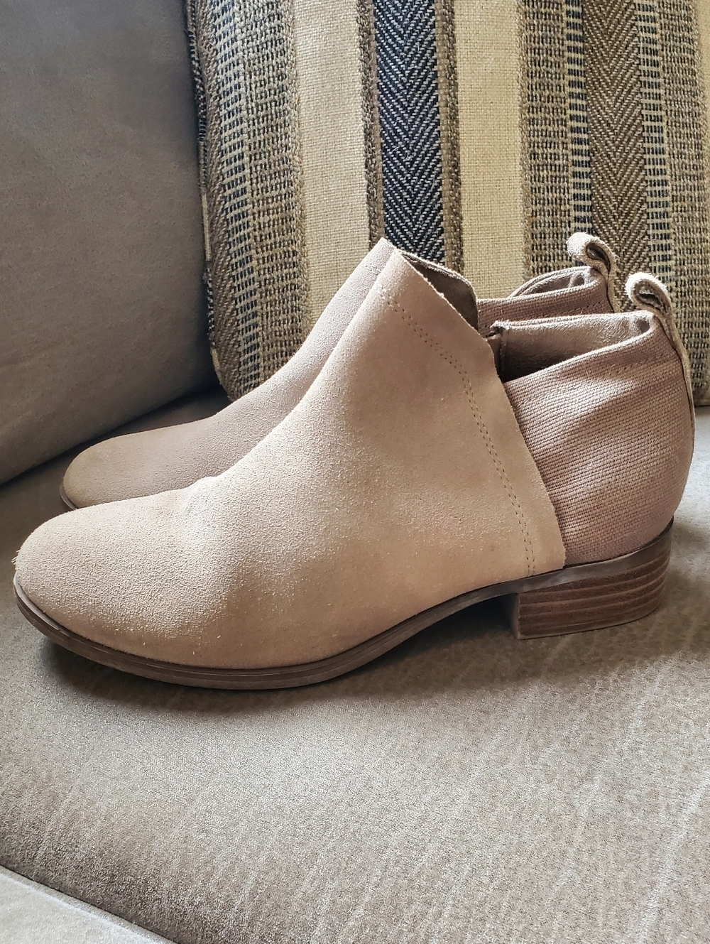 TOMS Deia Suede Bootie Womens Size 7